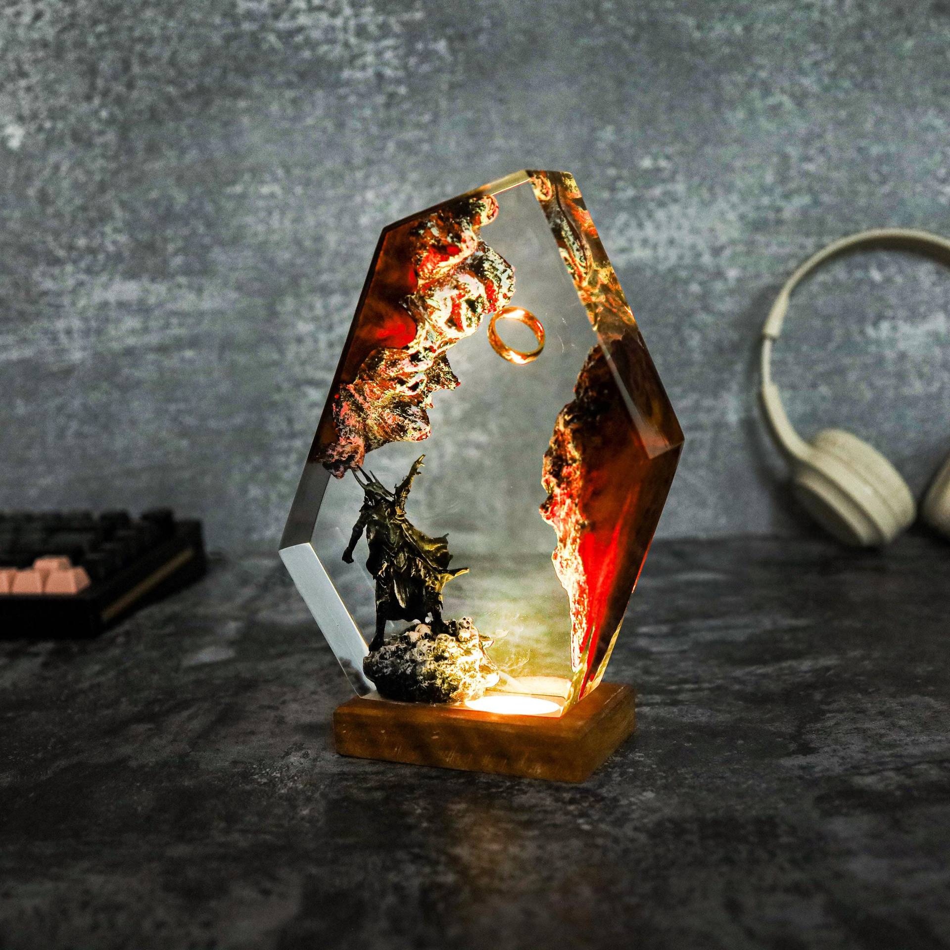 Lighting Decor Wedding - Movie Scence Figure Table Resin Lamp